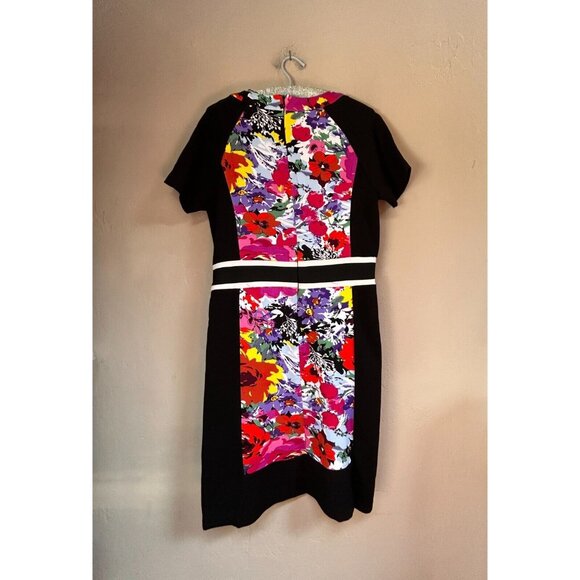 BCBGMaxazria Women's Floral Panel Black Sheath Dress Large Short Sleeve Zip Back - Picture 2 of 7